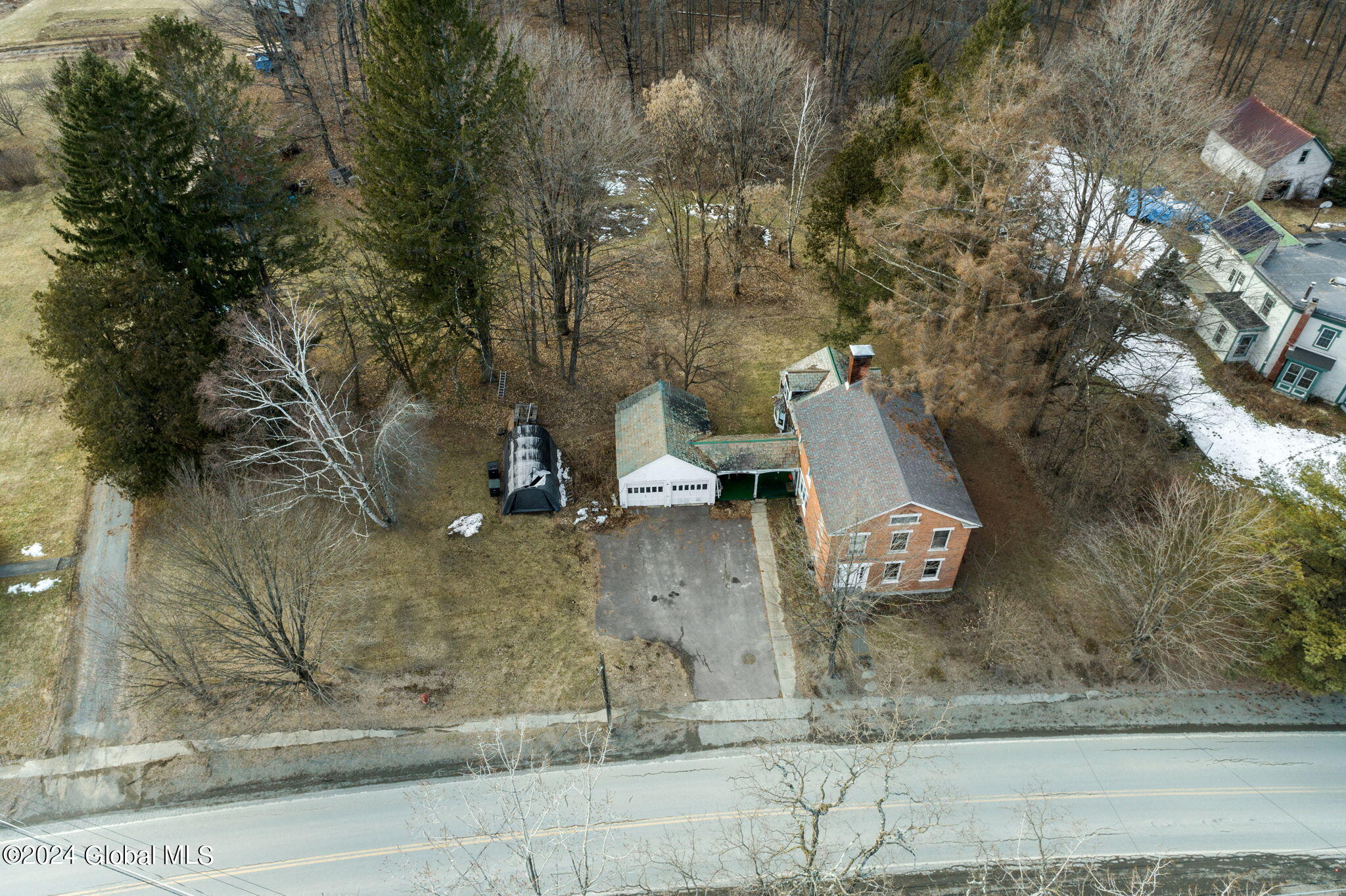 1761 Creek Road