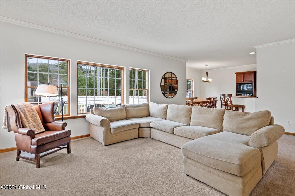 61 Sara-Jen Drive