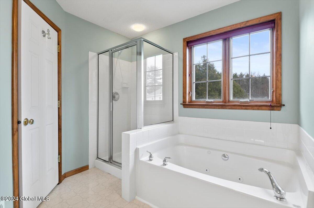 61 Sara-Jen Drive