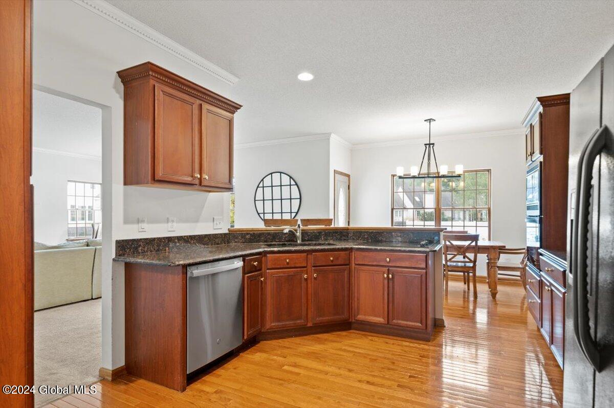 61 Sara-Jen Drive