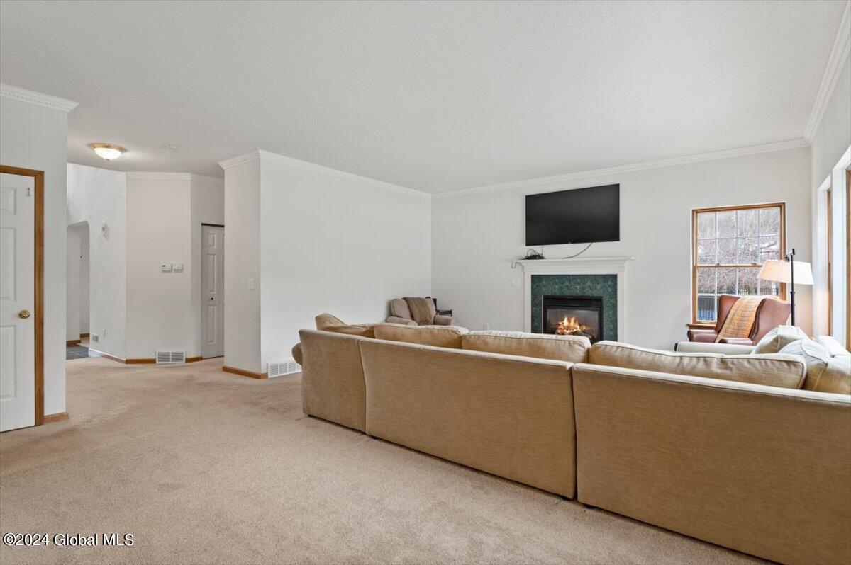 61 Sara-Jen Drive