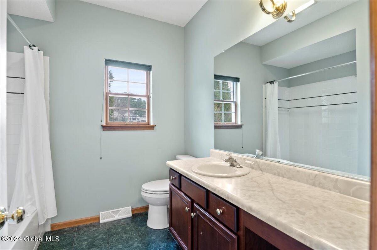 61 Sara-Jen Drive