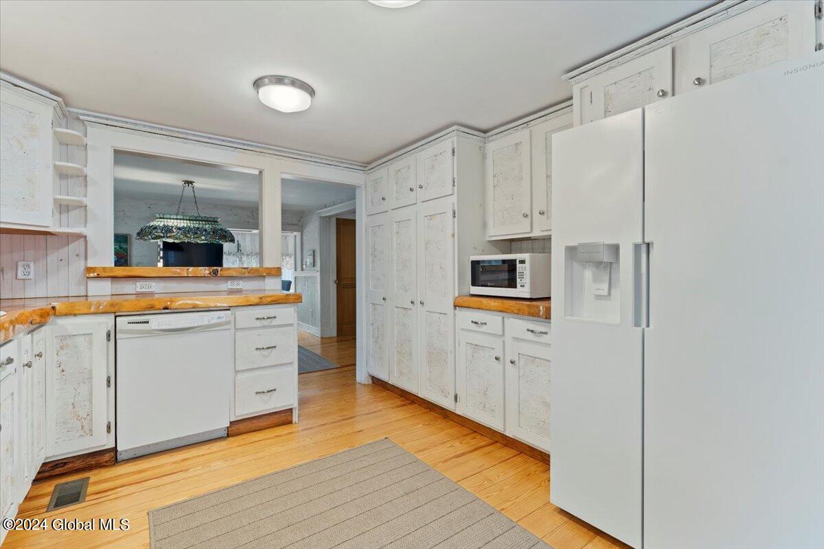 398 Potter Hill Road
