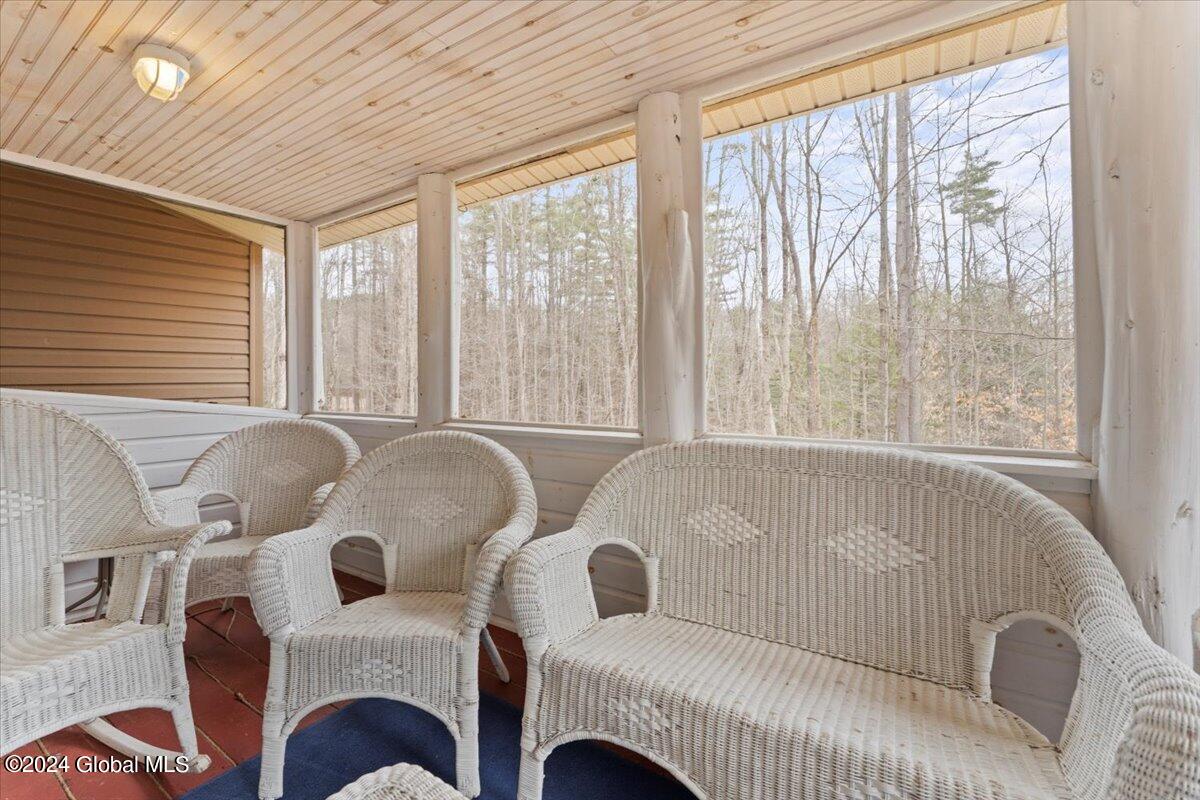 398 Potter Hill Road