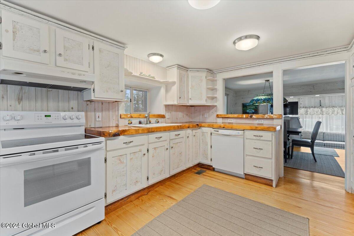 398 Potter Hill Road