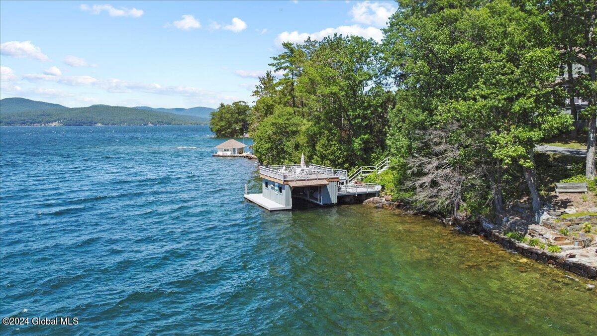 705 Gull Bay Road
