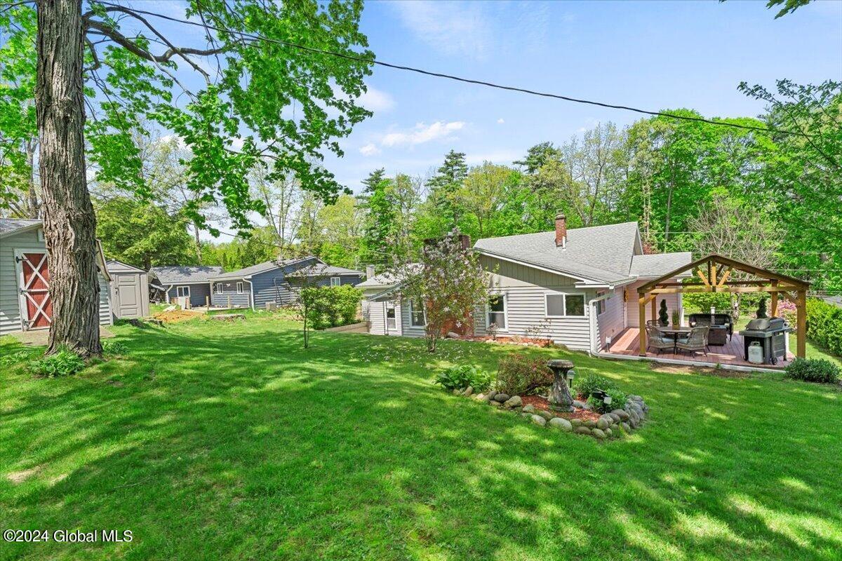 47 Thomson Avenue