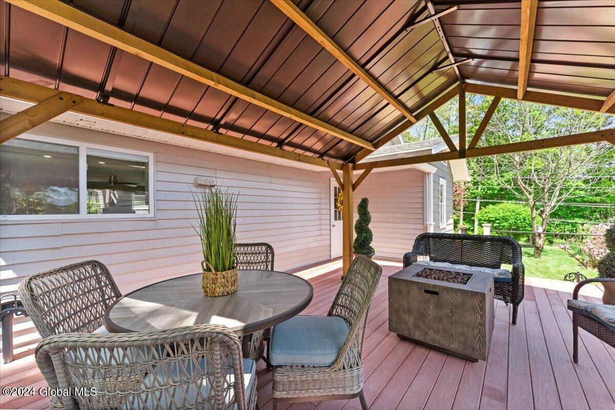 47 Thomson Avenue