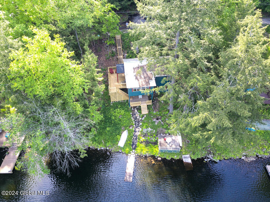 124 N Copeland Pond Way
