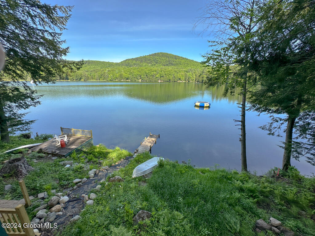 124 N Copeland Pond Way