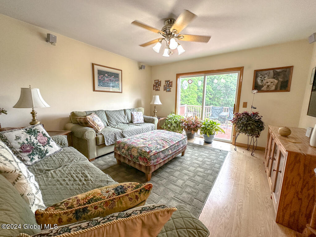 10 Bluebird Lane