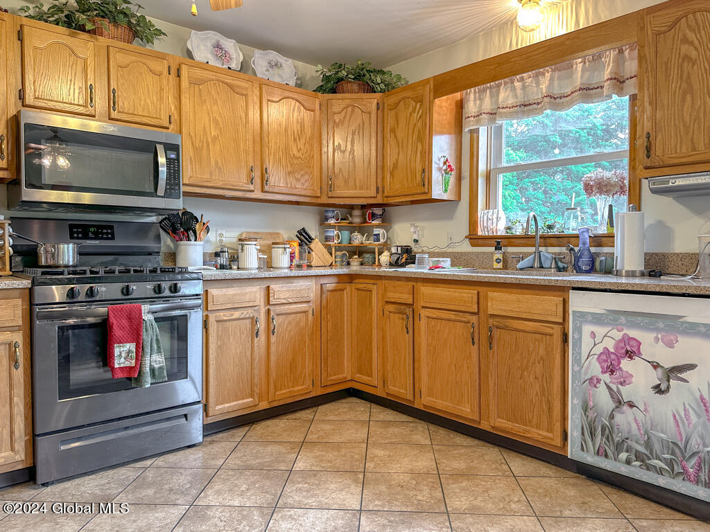 10 Bluebird Lane