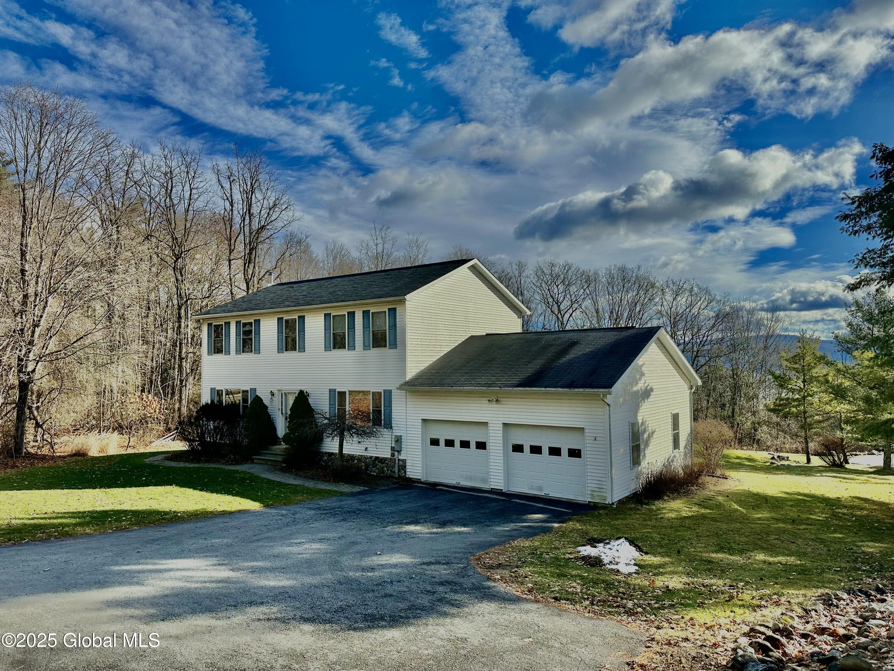 10 Bluebird Lane