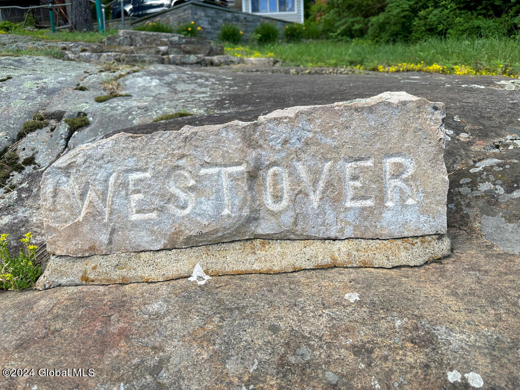 27 Westover Loop