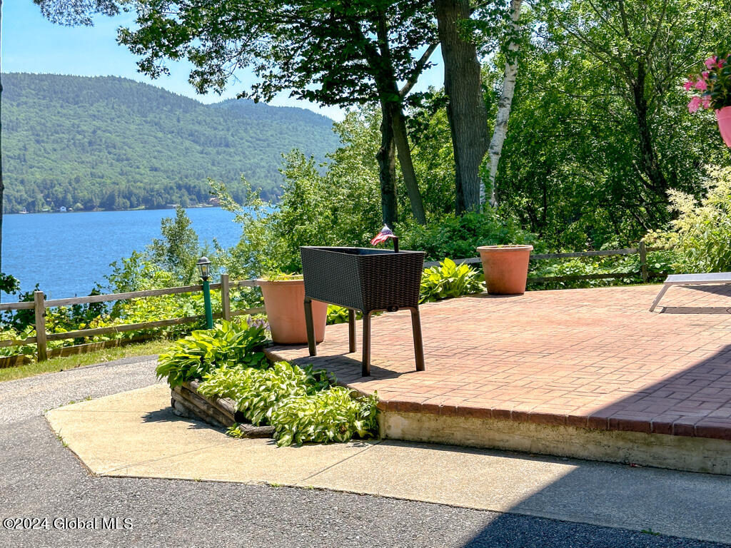 27 Westover Loop