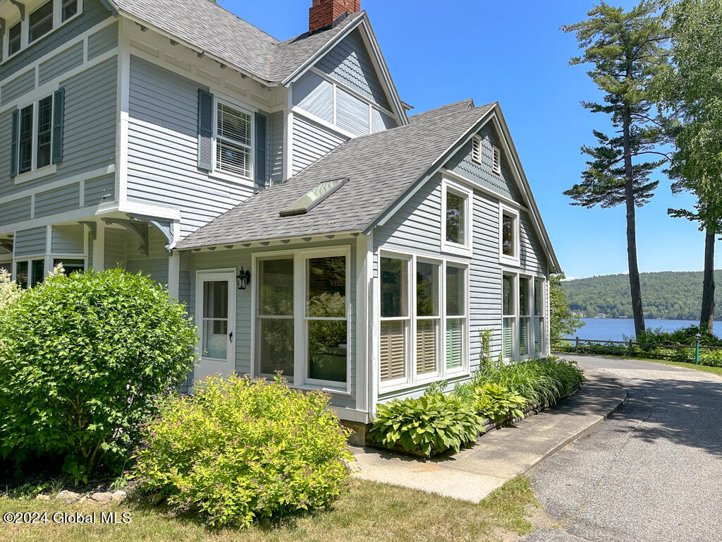 27 Westover Loop