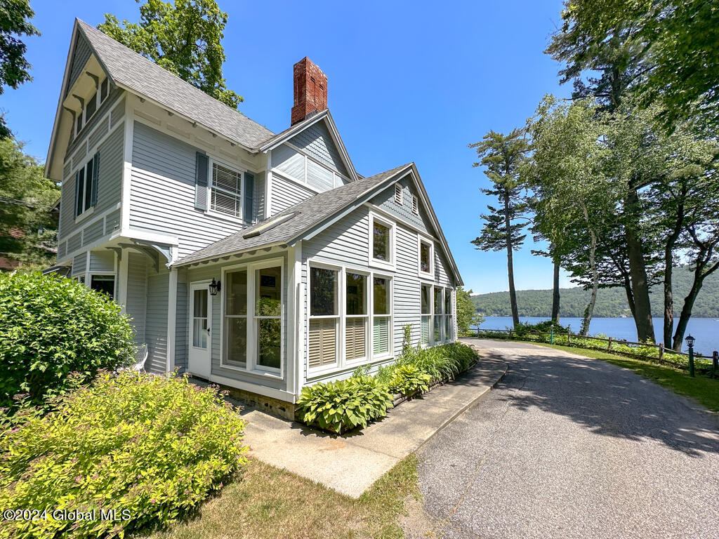 27 Westover Loop