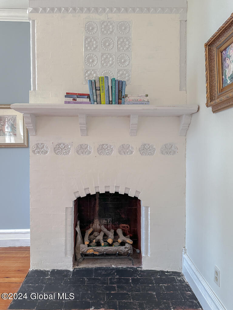 27 Westover Loop