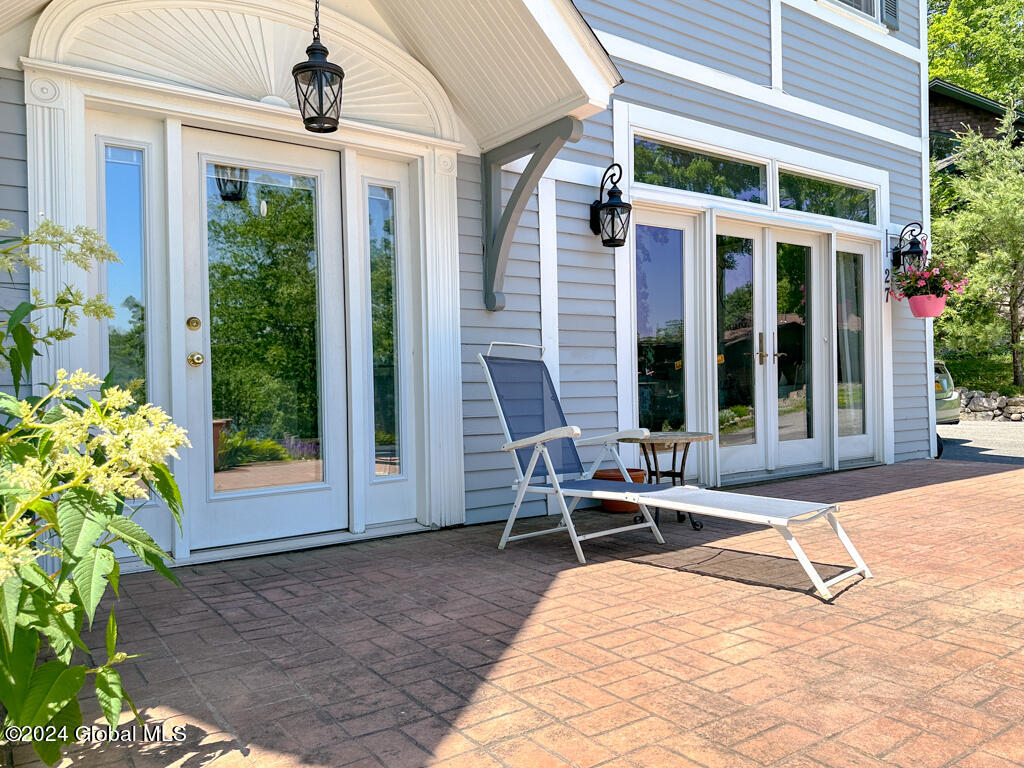 27 Westover Loop