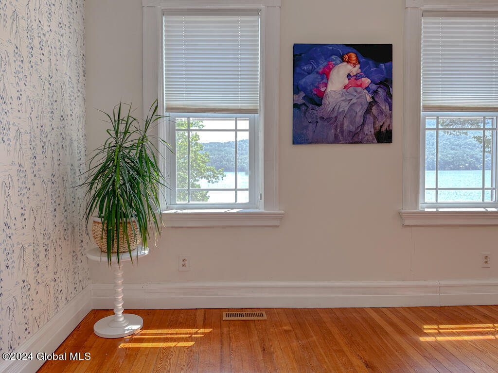 27 Westover Loop
