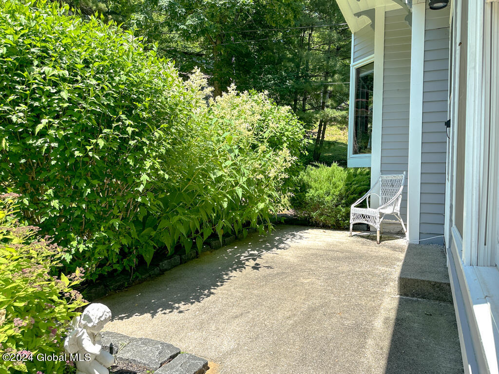 27 Westover Loop