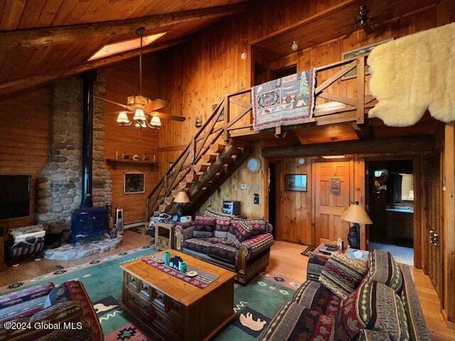 59 Loomis Lane