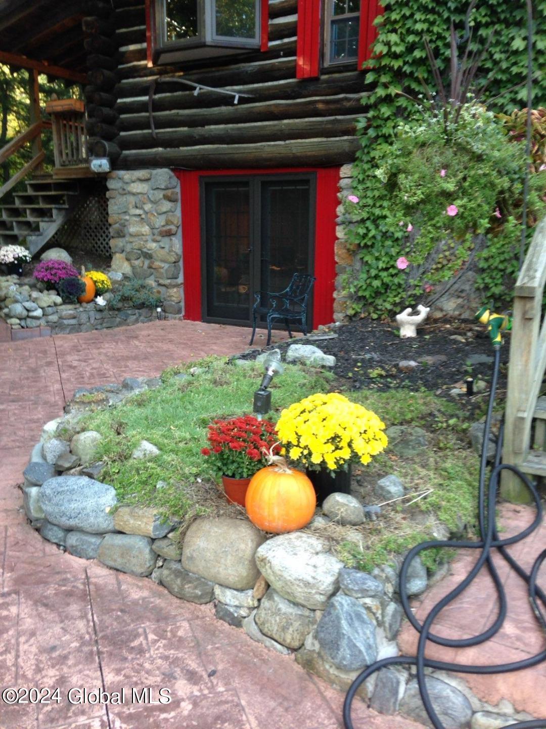 831 Trout Lake Road