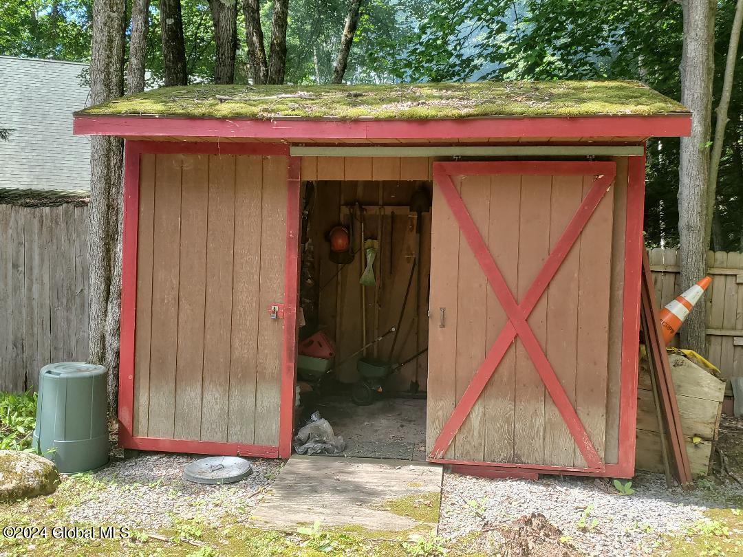 831 Trout Lake Road