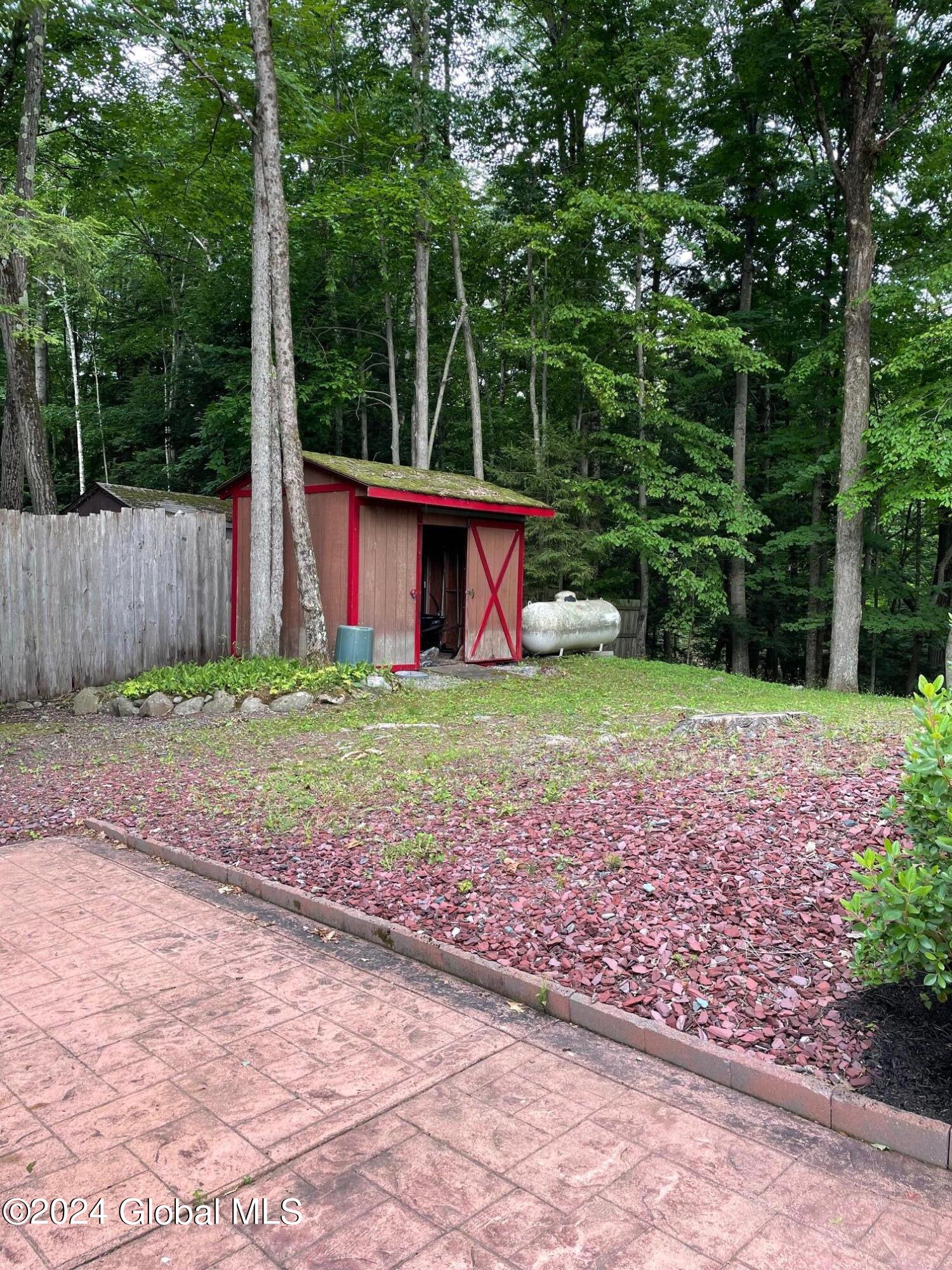 831 Trout Lake Road