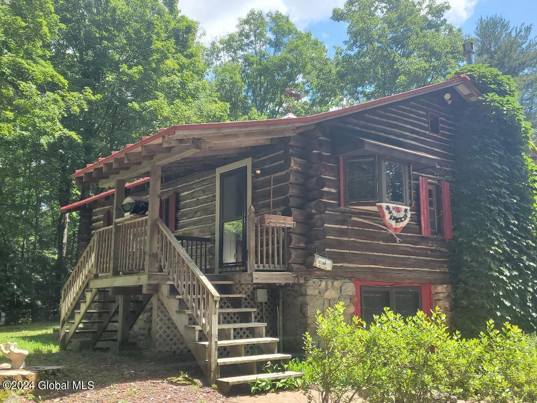 831 Trout Lake Road