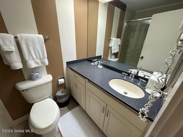 110 Sagamore Road, 5B6