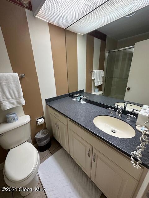 110 Sagamore Road, 5B6