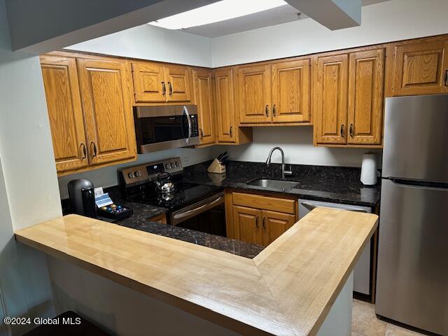 110 Sagamore Road, 5B6