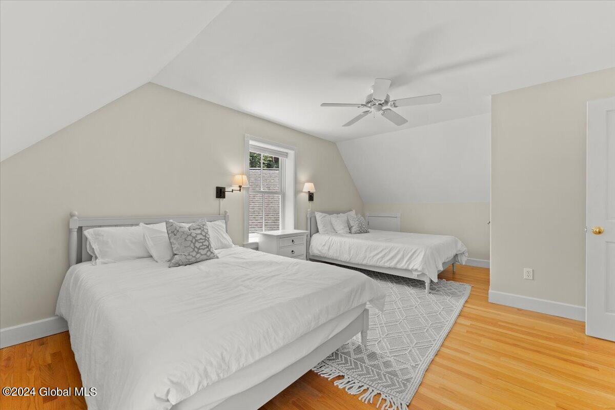 275 Lockhart Mountain Road