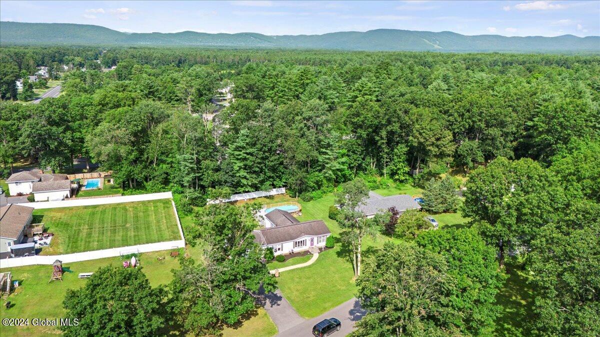 4 Kimberly Lane