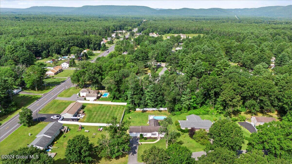 4 Kimberly Lane