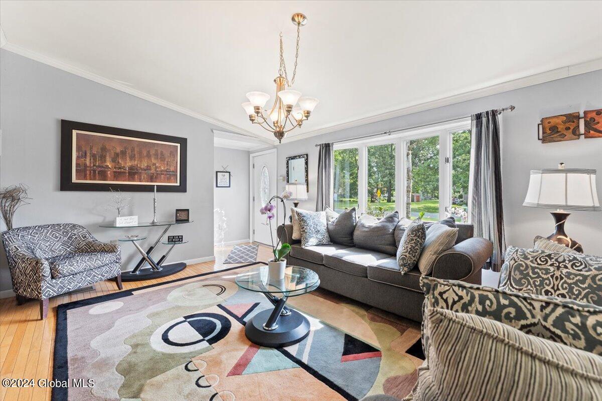 4 Kimberly Lane