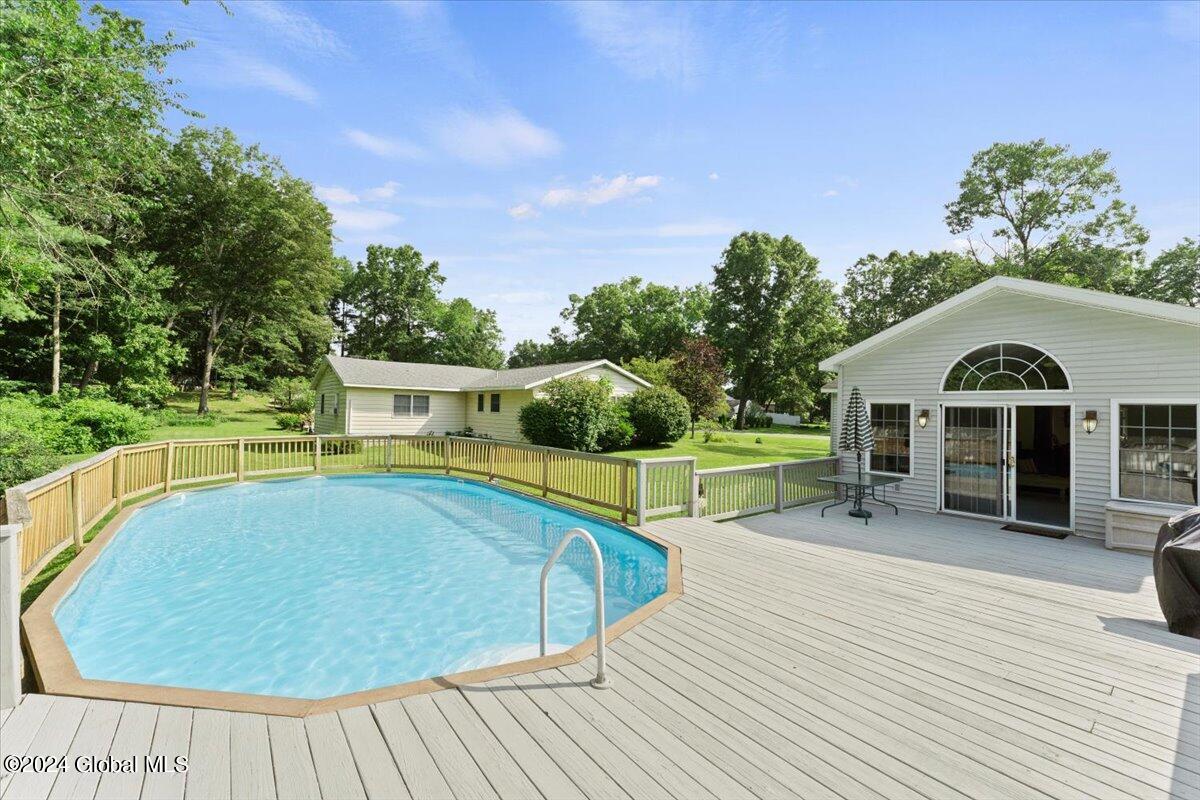 4 Kimberly Lane