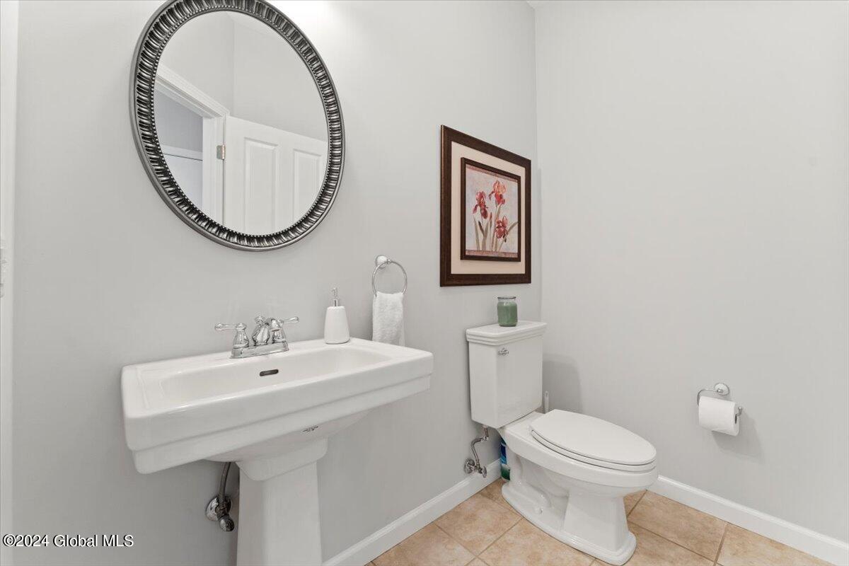 3884 State Route 9L, Unit 1