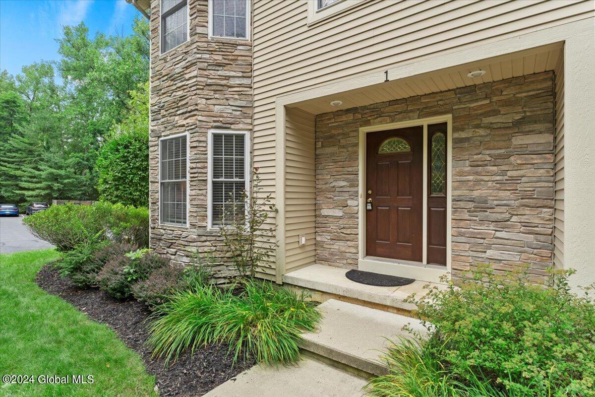 3884 State Route 9L, Unit 1