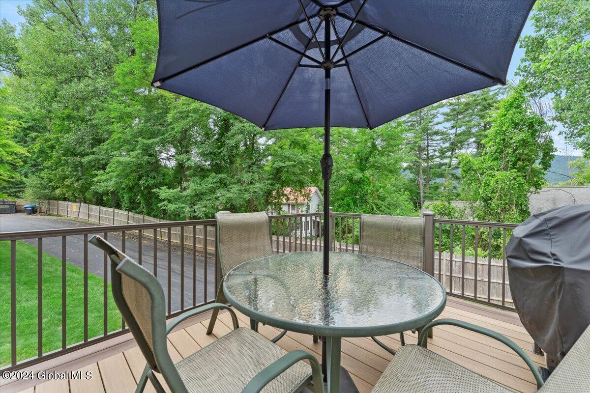 3884 State Route 9L, Unit 1