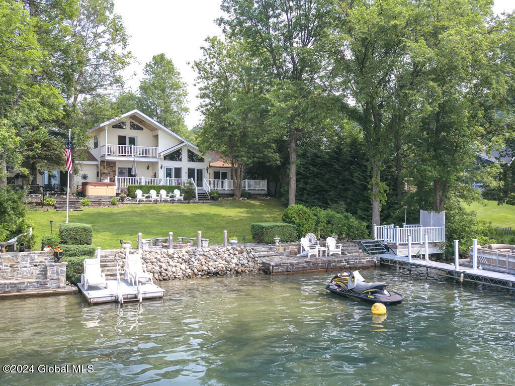 17 Mossy Point Road