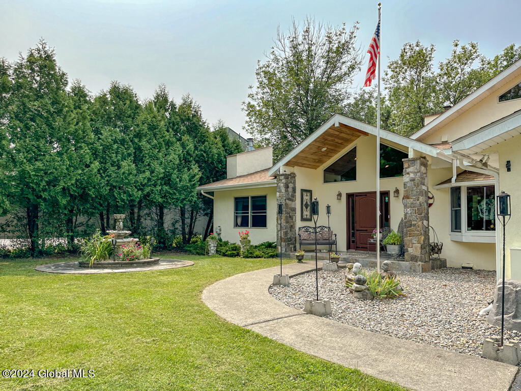 17 Mossy Point Road