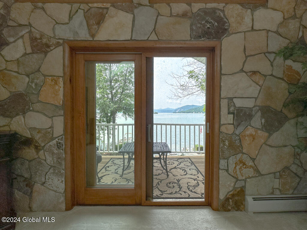 17 Mossy Point Road