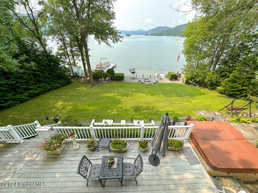17 Mossy Point Road