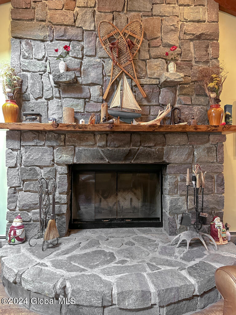 17 Mossy Point Road
