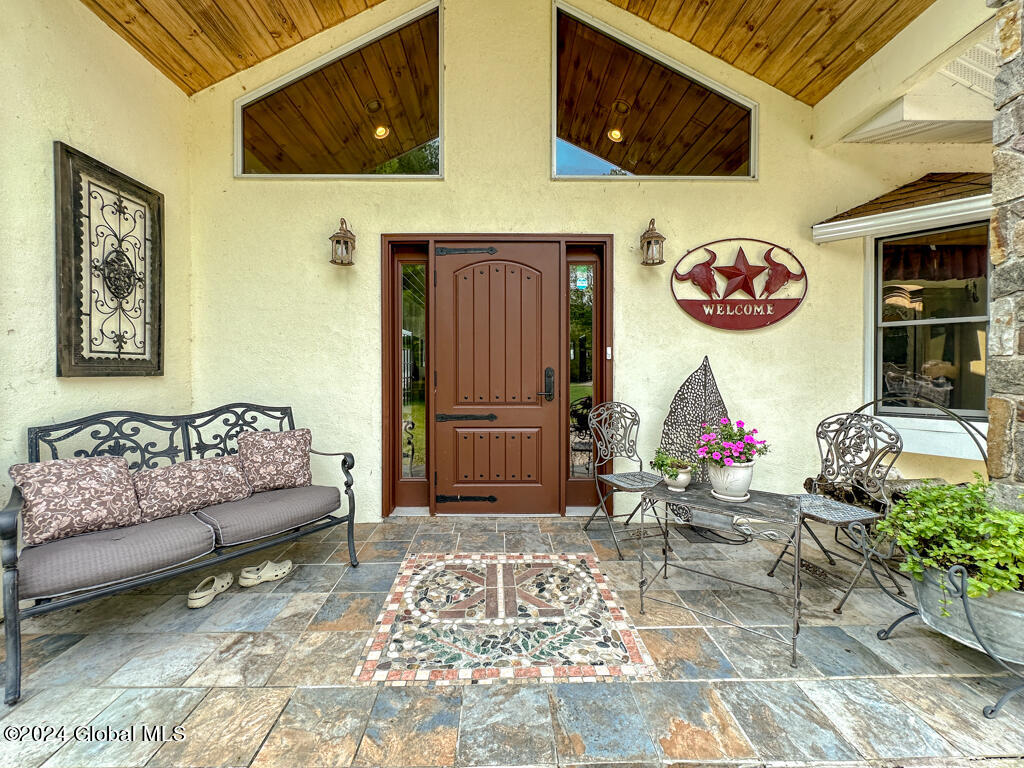 17 Mossy Point Road