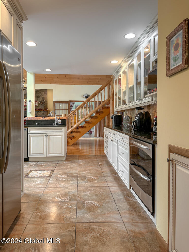 17 Mossy Point Road