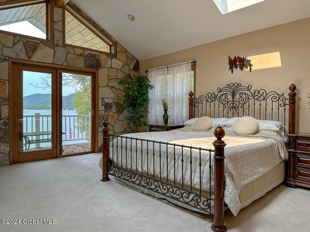 17 Mossy Point Road