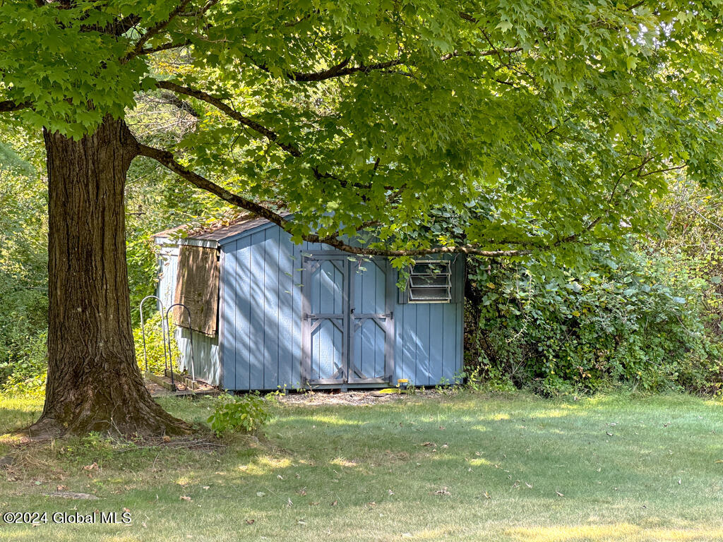 4 Hillman Road